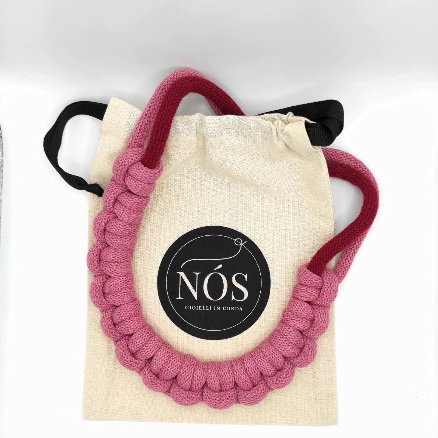 Collana di cotone modello Diana, color blossom e red wine.