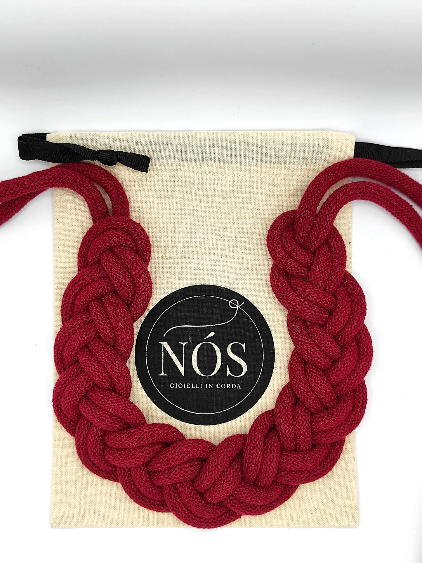 Collana in cotone ecologico, modello Minerva, color red wine.
