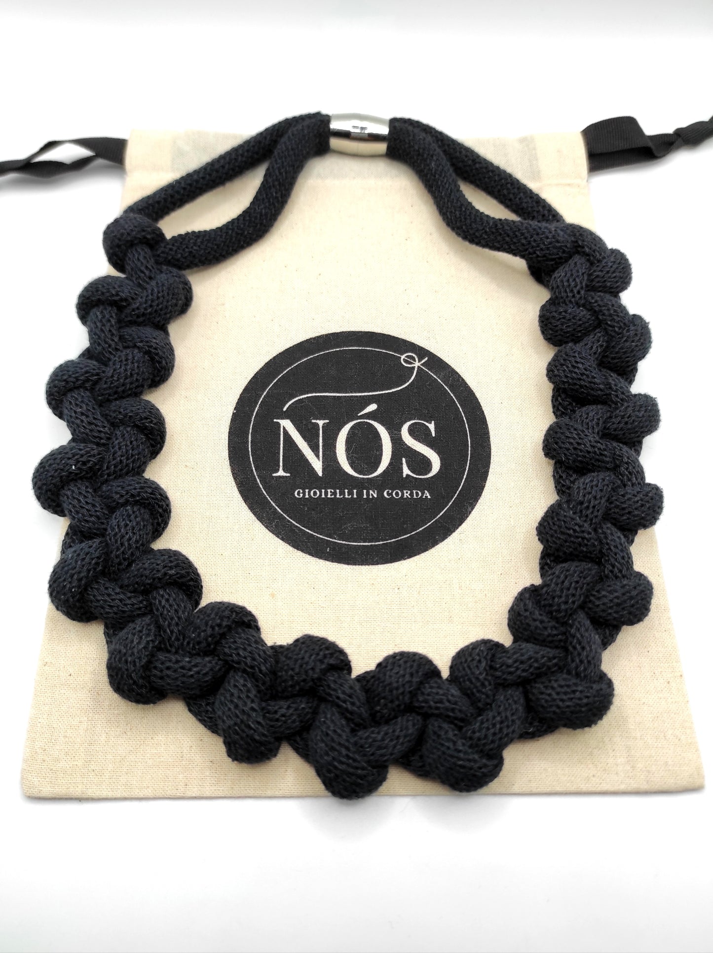 Collana di cotone, modello Penelope, color black.