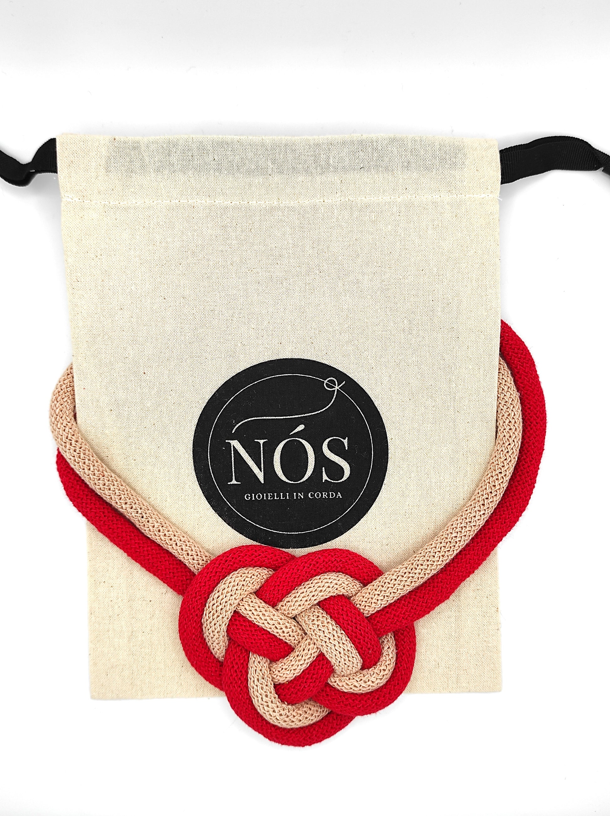 Collana in cotone modello Gea, colori classic red e biscuit.