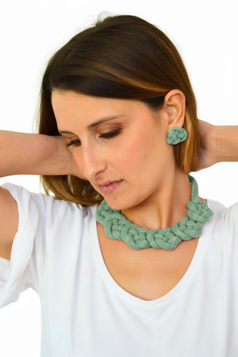 Collana aloe base ufficiale