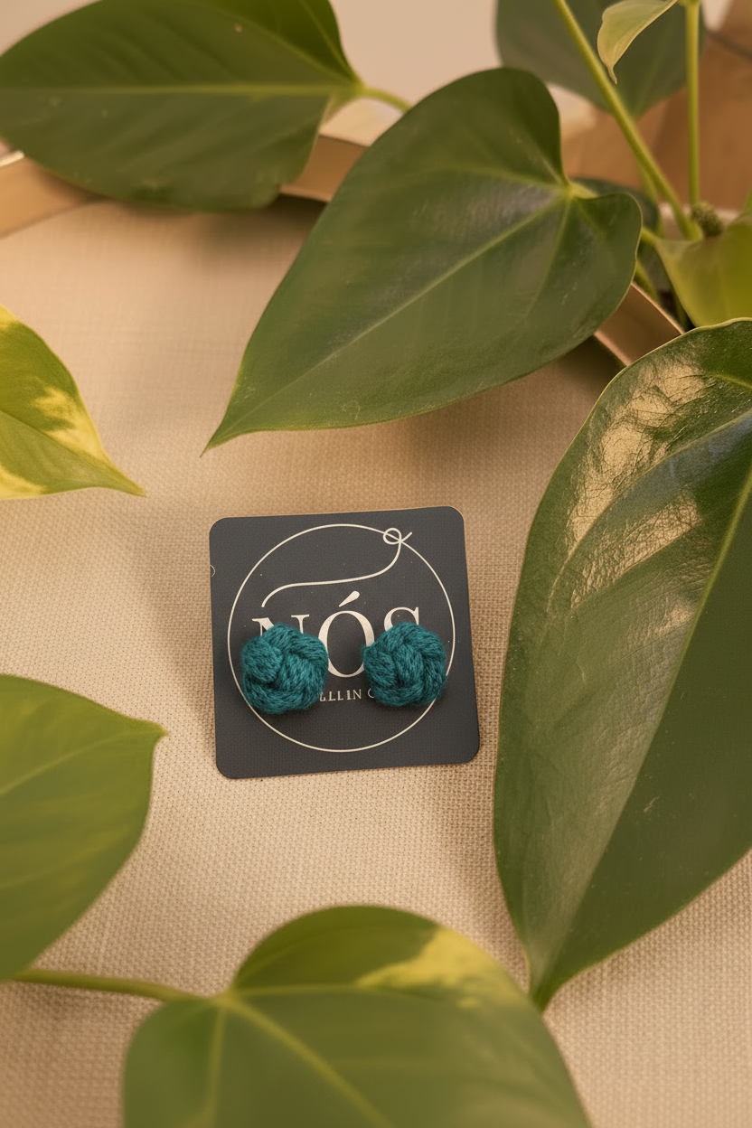 Orecchini Teal Bobbiny - stile editoriale Nós